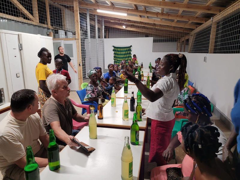 Togo Einladung Kchenfrauewn 269.jpg